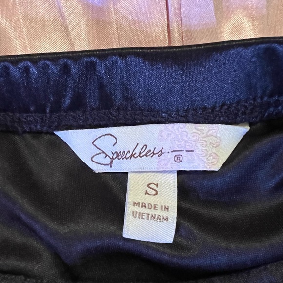 Speechless Spaghetti strap black and pastel pink satin pleated Small - Picture 7 of 12